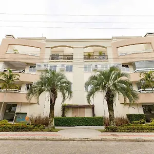  Apartamento Amplo Com 3 Dorms 8 Pessoas Em Bombas, Próximo Do Mar - No Centro De Bombas